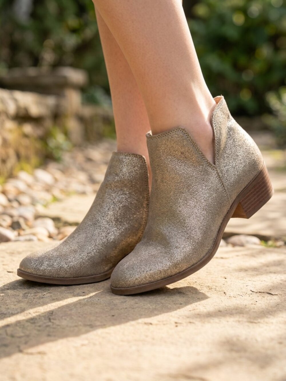 Splendid Hamptyn Gold Sparkle Ankle Boots 7M